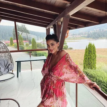 Vip Complex Sărniţa