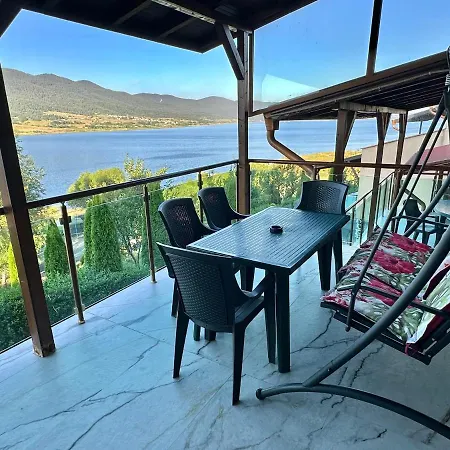 Pensión Vip Complex