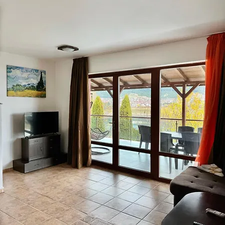 Vip Complex Sarnica